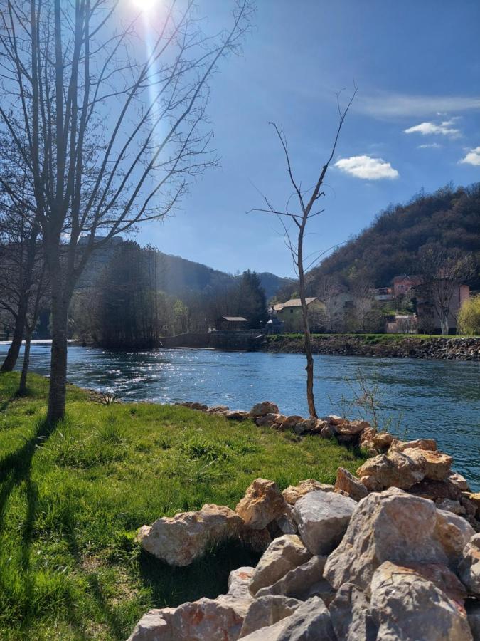 Hacienda Burzic Daire Kulen Vakuf Dış mekan fotoğraf
