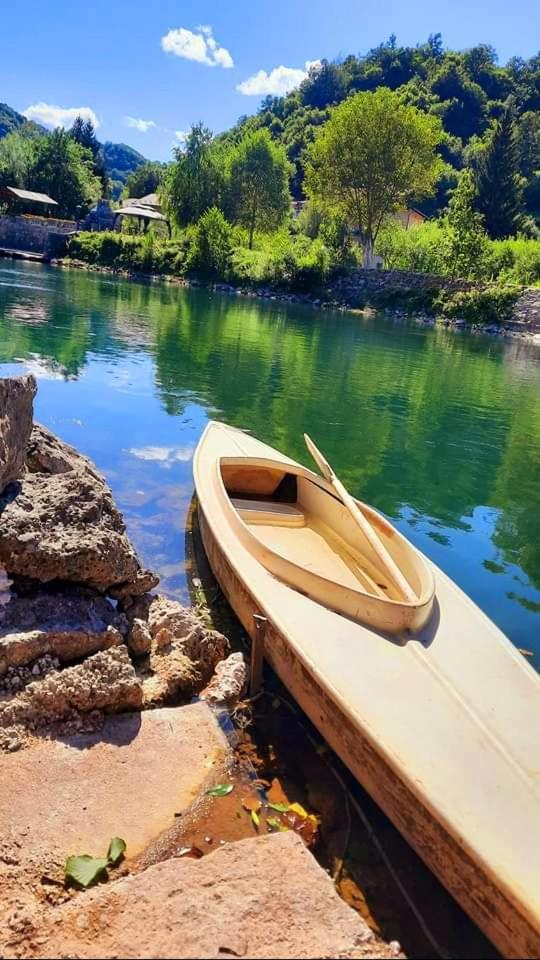 Hacienda Burzic Daire Kulen Vakuf Dış mekan fotoğraf